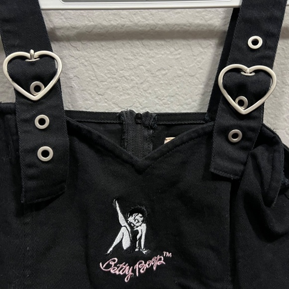 Betty Boop Corset Top - Picture 2 of 5